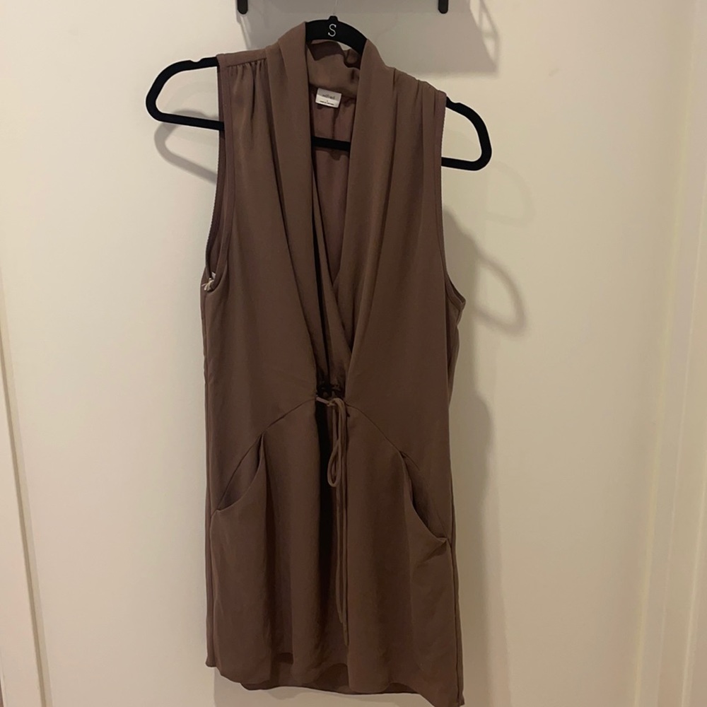 Brown dress